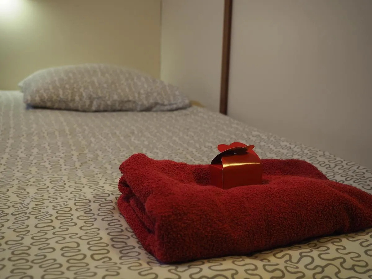 Hotelboot Sarah Амстердам